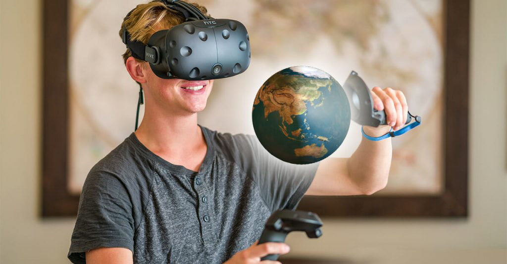Virtual Reality (VR)