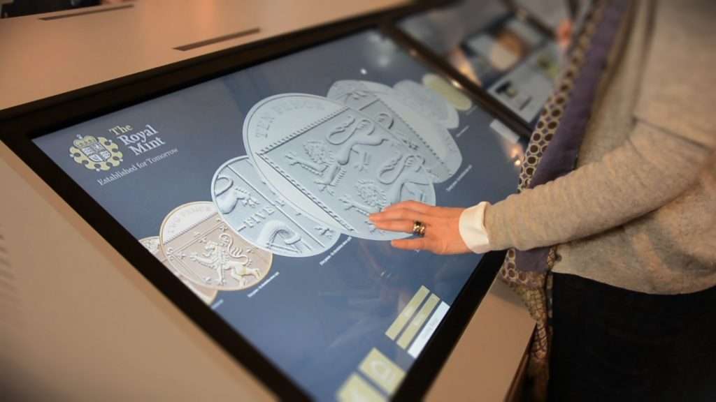 01. Interactive Display Software